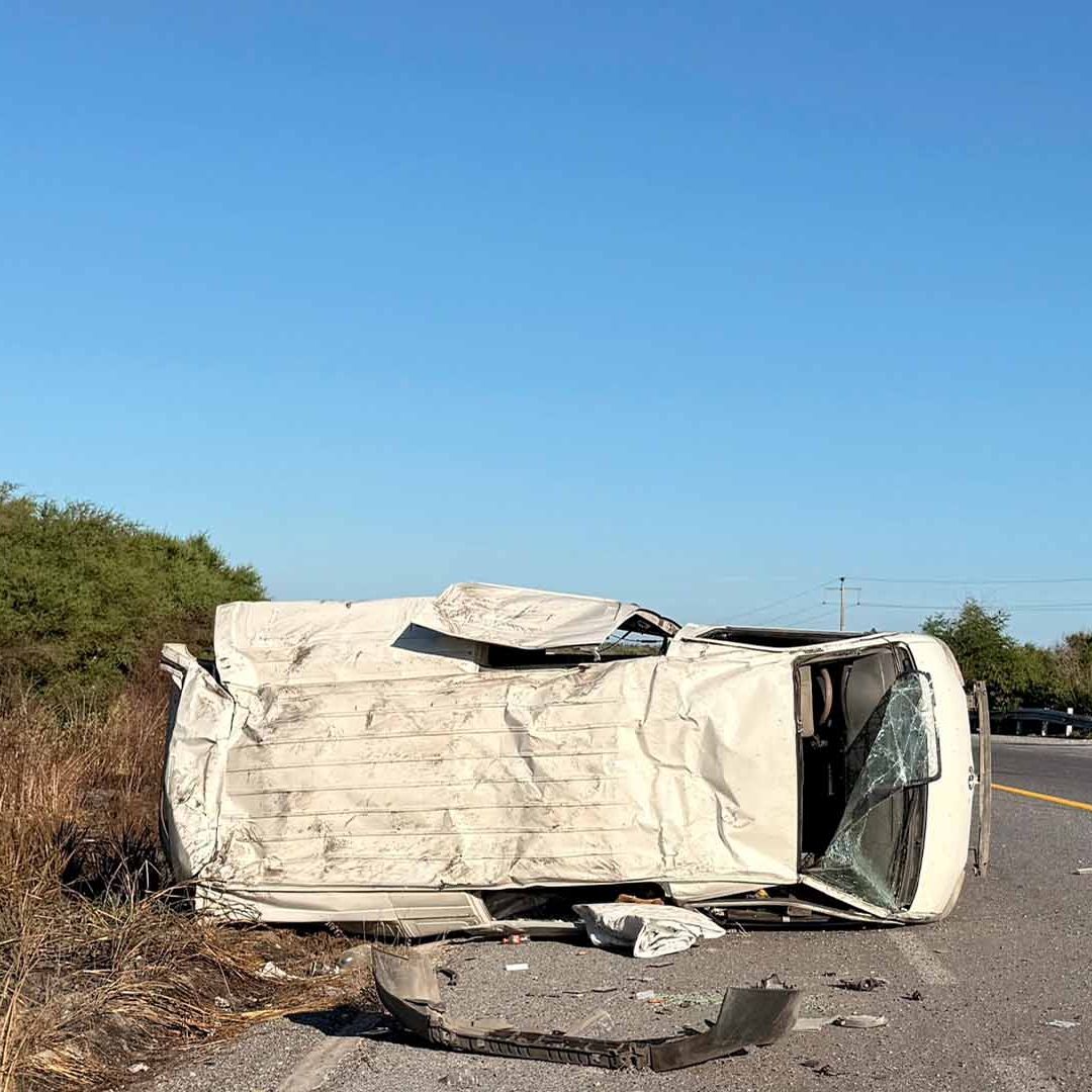 Volcadura en Costera del Golfo Deja Dos Personas Lesionadas en Tamaulipas