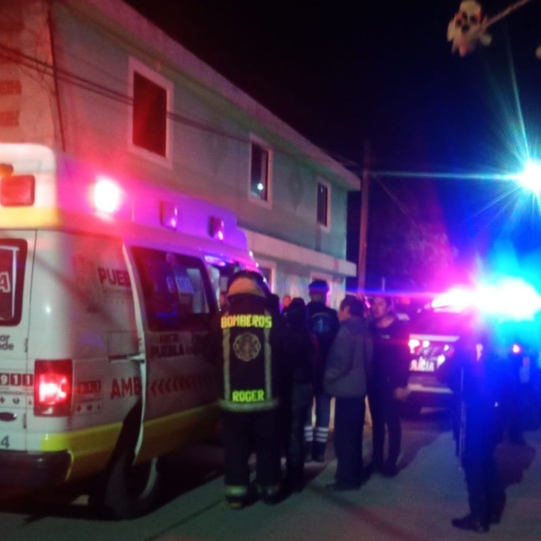 Dos Menores de Edad Atrapados en Incendio de Casa en Coronango Puebla