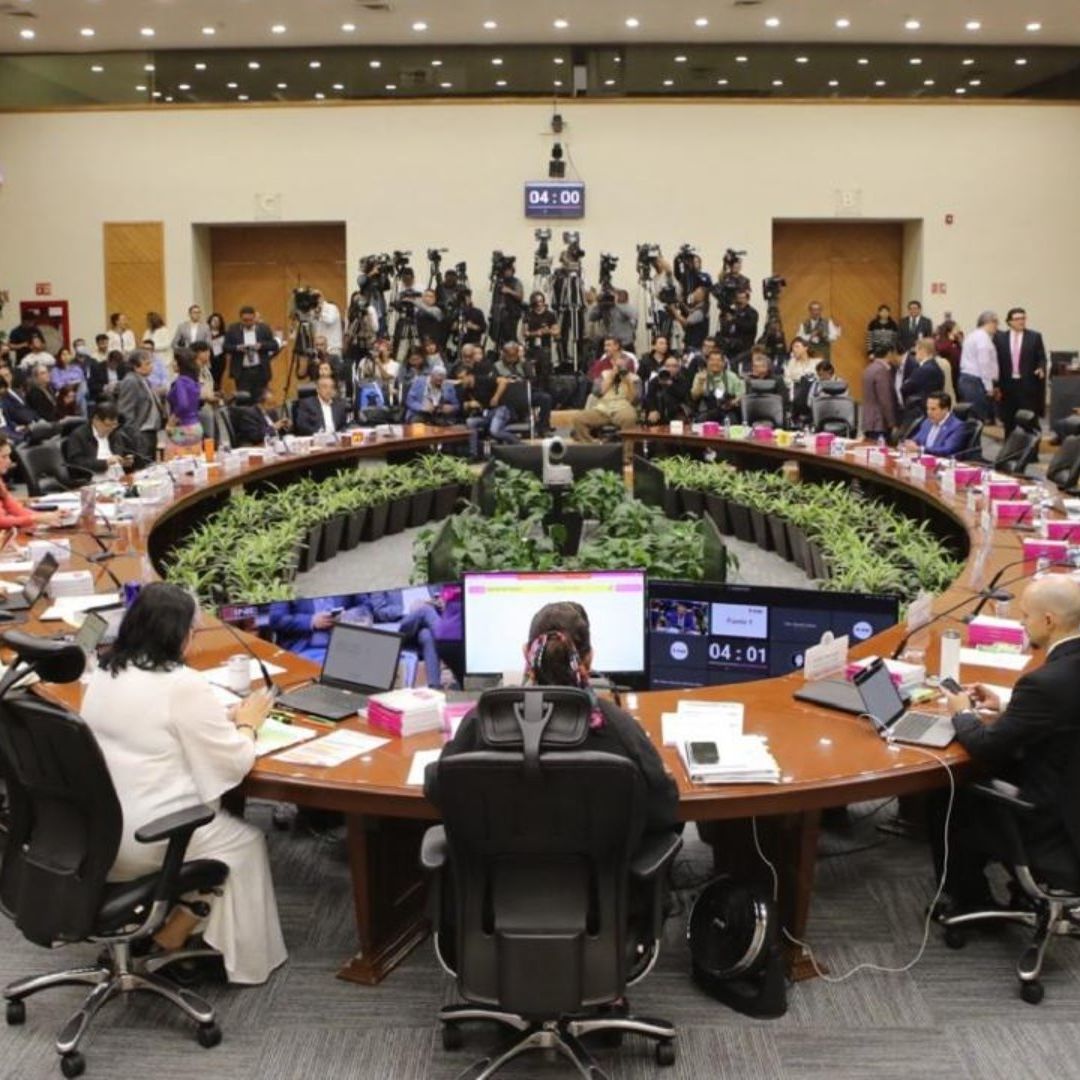 INE Aprueba Asignación de Plurinominales y Da Mayoría (—) a Morena y Aliados
