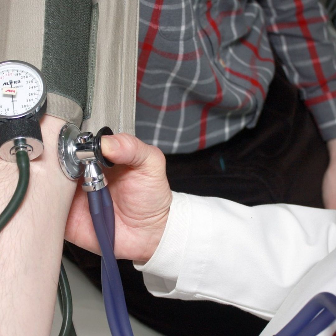 Encuesta Revela que 66% de Población sin Seguridad Social Busca Atención Médica Privada