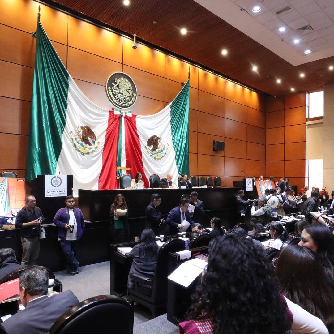 Reunión de la comisión de Puntos Constitucionales en San Lázaro