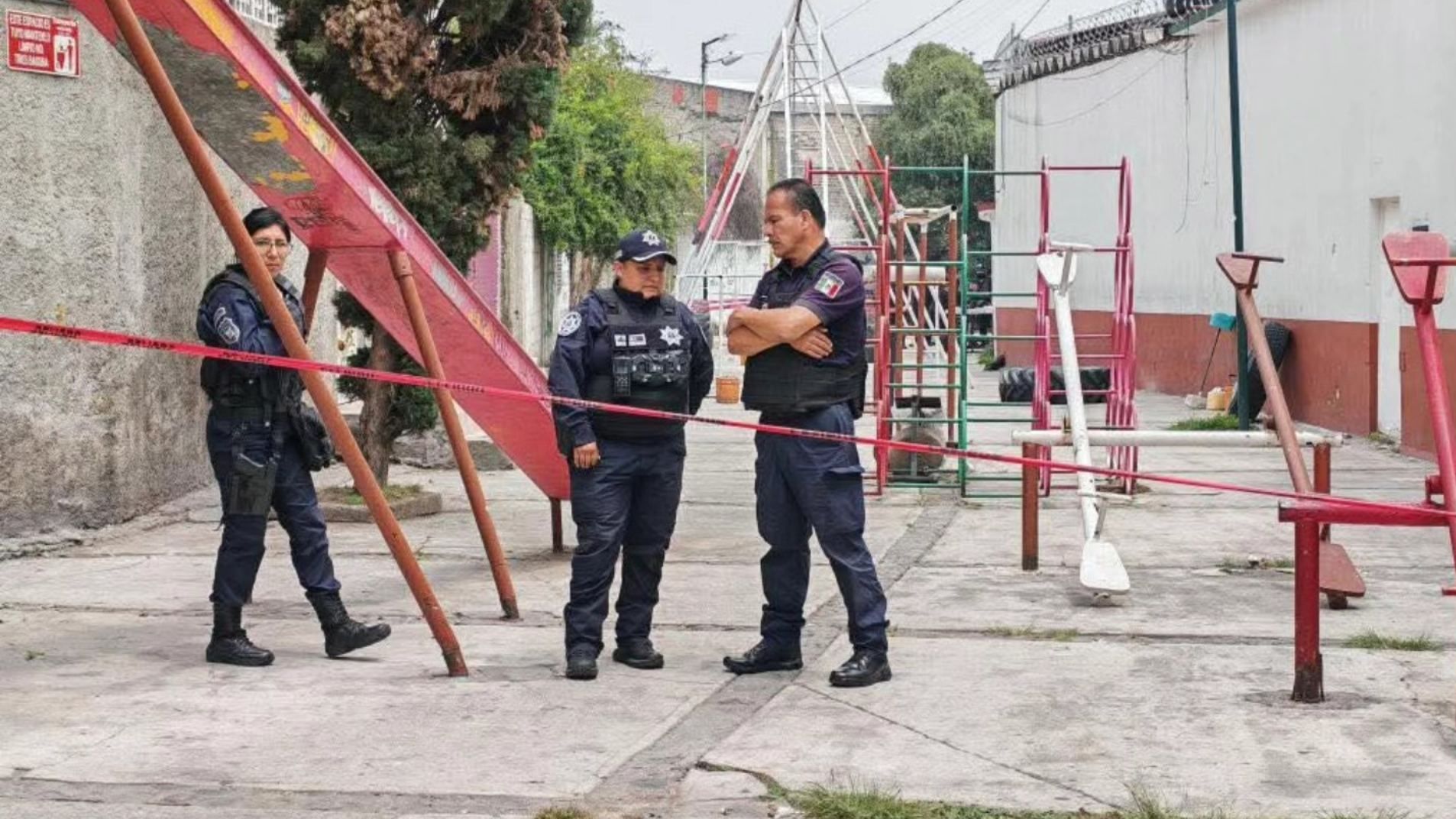 Sujetos Fingen ser Repartidores y Matan a Hombre Cuando Hacía Ejercicio en Tlalnepantla, Edomex