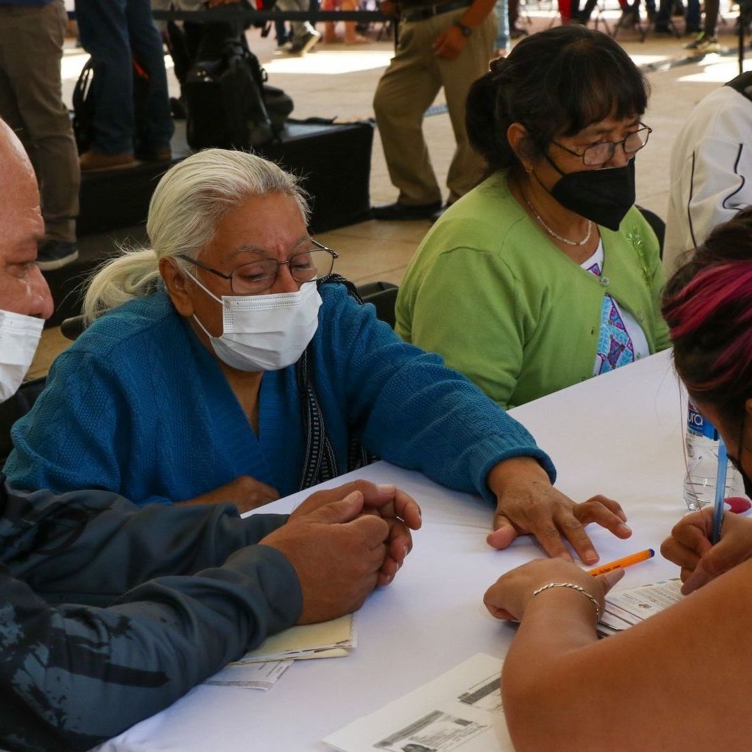 Está por terminar el registro de la Pensión Bienestar. A estos apellidos les toca inscribirse este miércoles