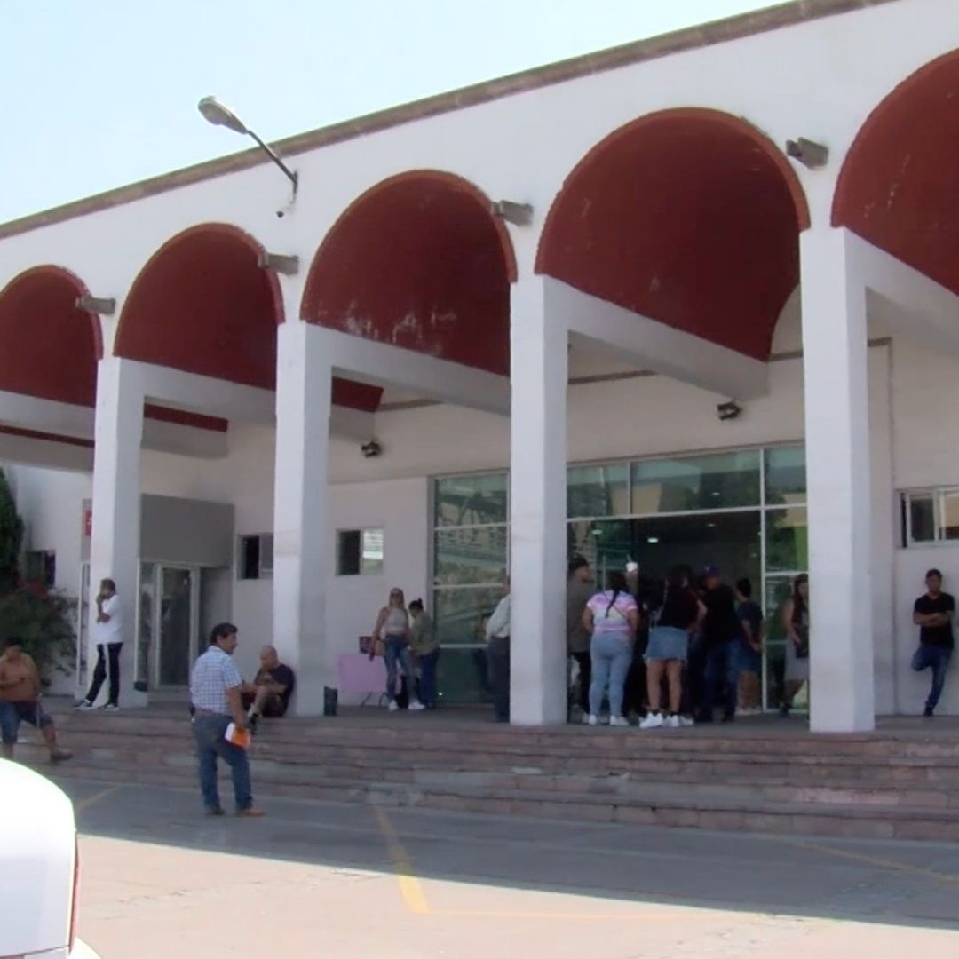 Hombre muere en instalaciones de la Fiscalía de Aguascalientes tras ser detenido.
