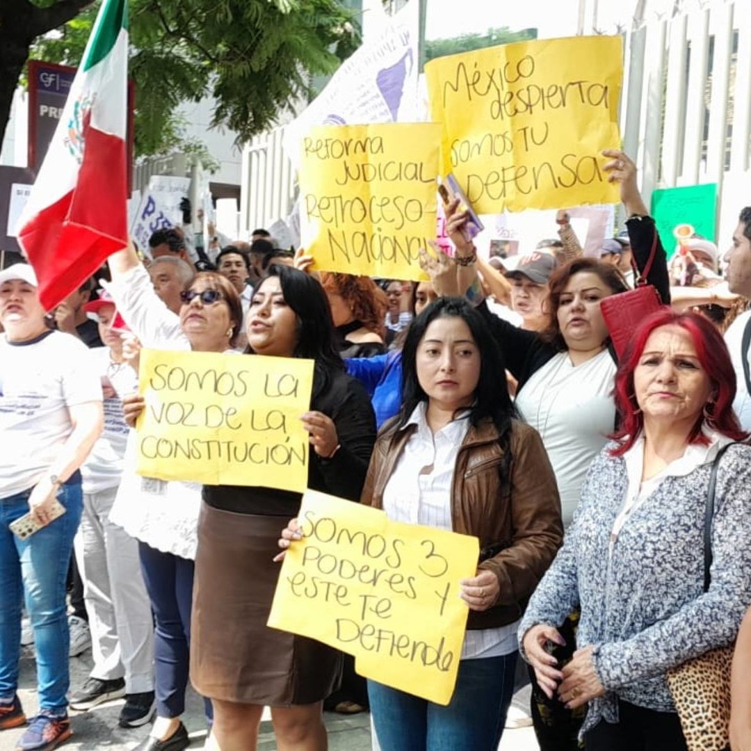 Trabajadores del Poder Judicial Protestan en Sede del CJF y Restringen Ingreso al Edificio