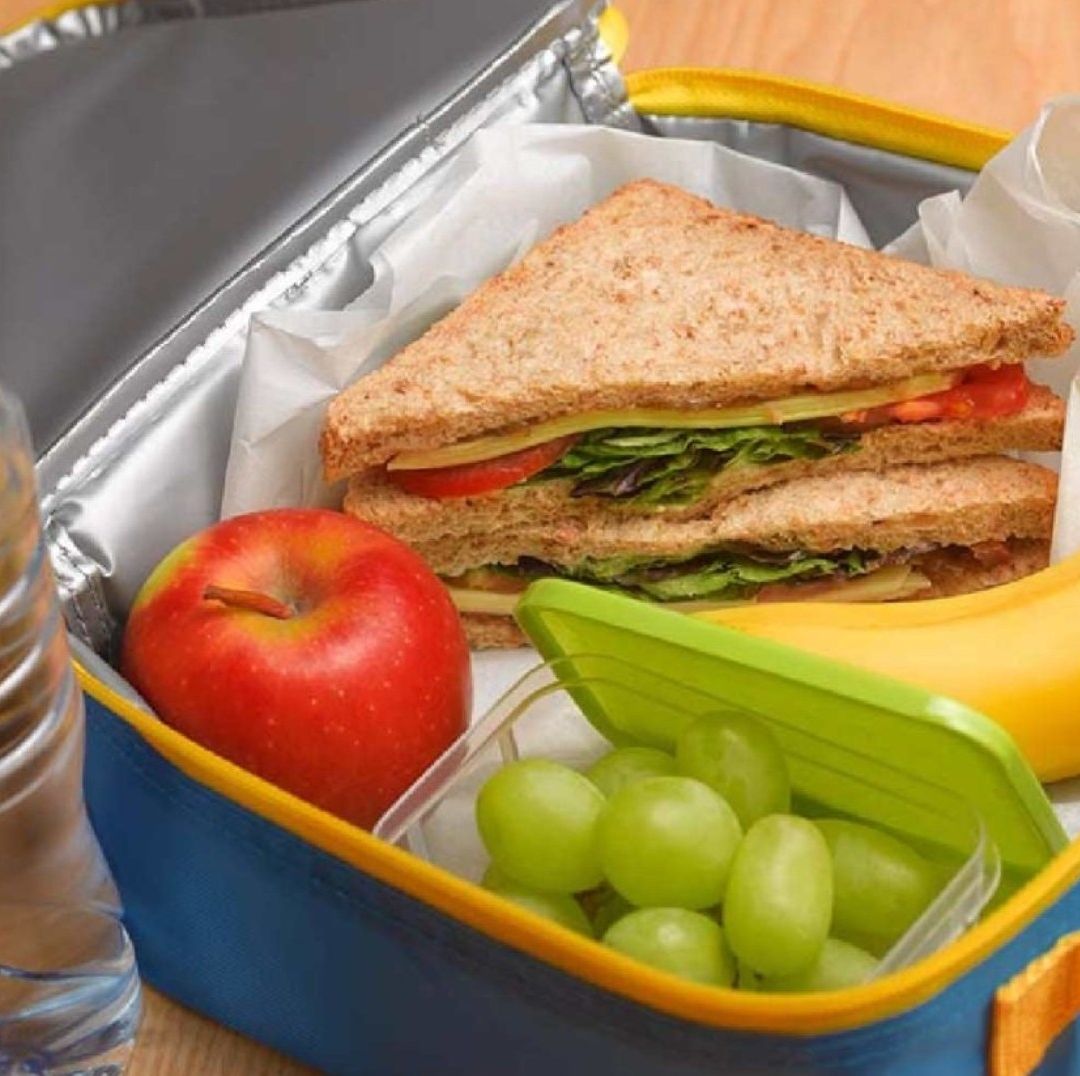 Expertos Aseguran que un Lunch Saludable Mejora la Atención de Niños en Clases