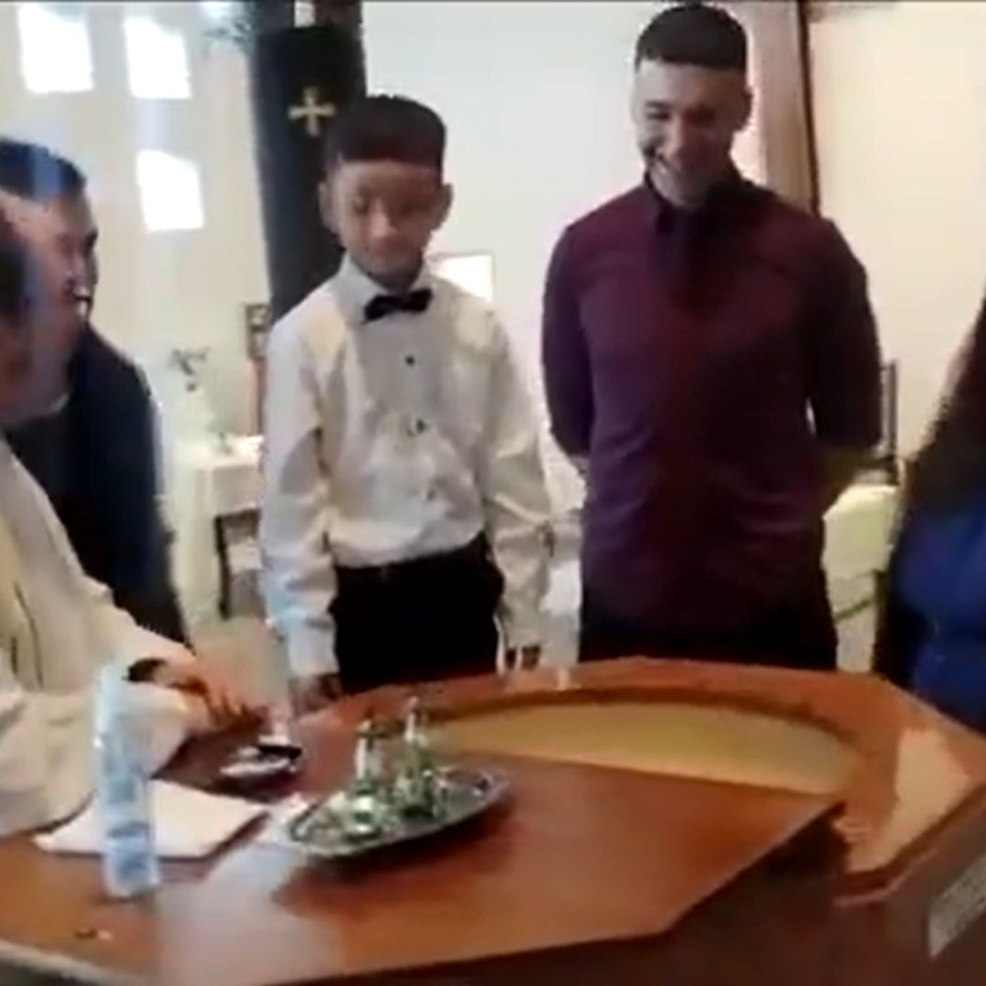 Niño conmueve con su respuesta durante bautizo