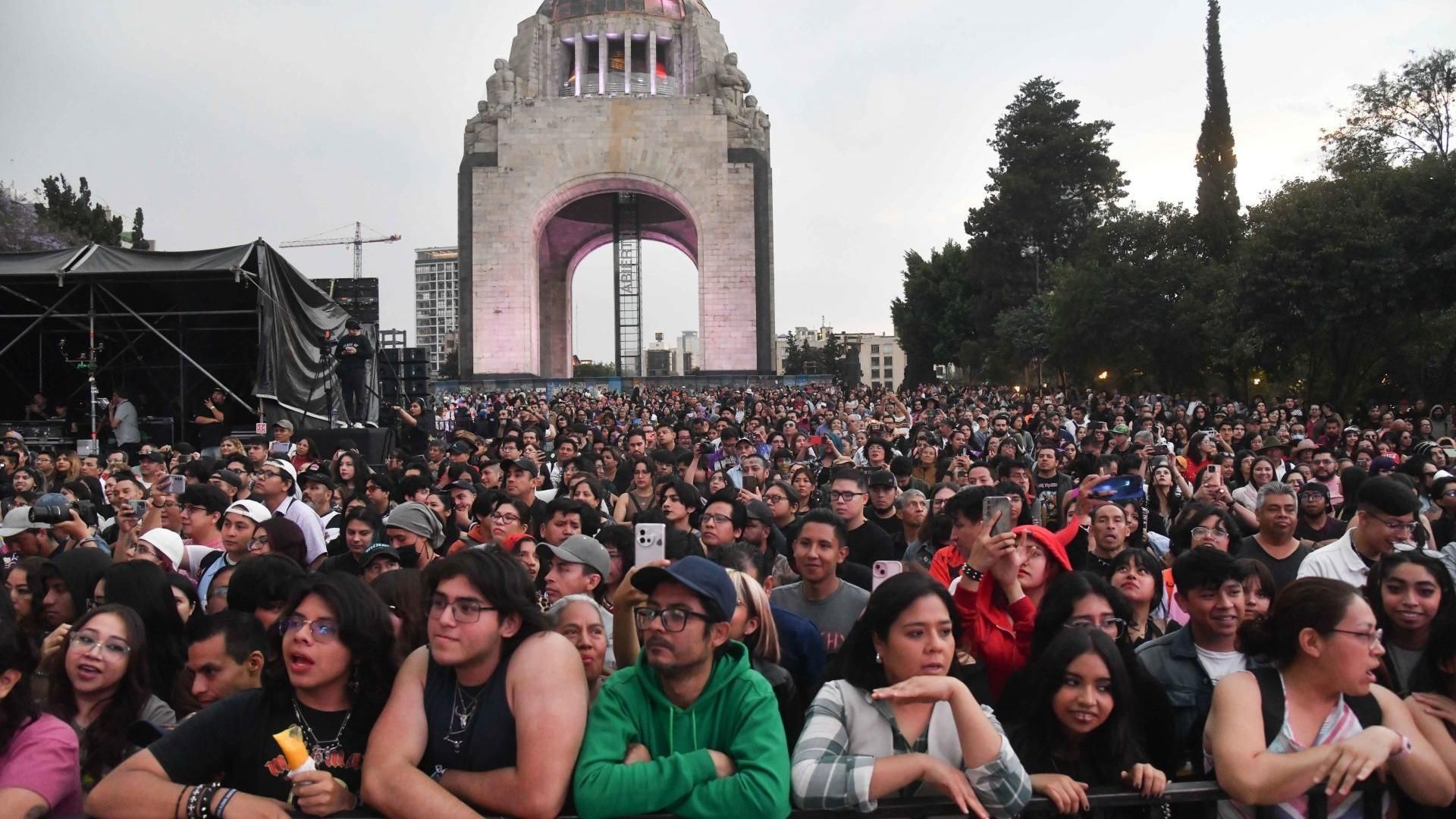 Conoce quién tendrpa concierto gratis hoy en el Monumento a la Revolución