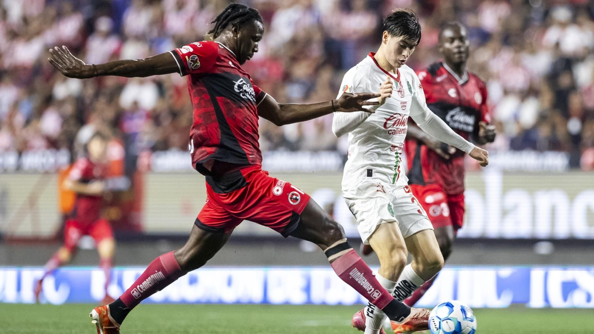 Chivas Empata con Xolos pero Continúa en el Fondo de la Tabla