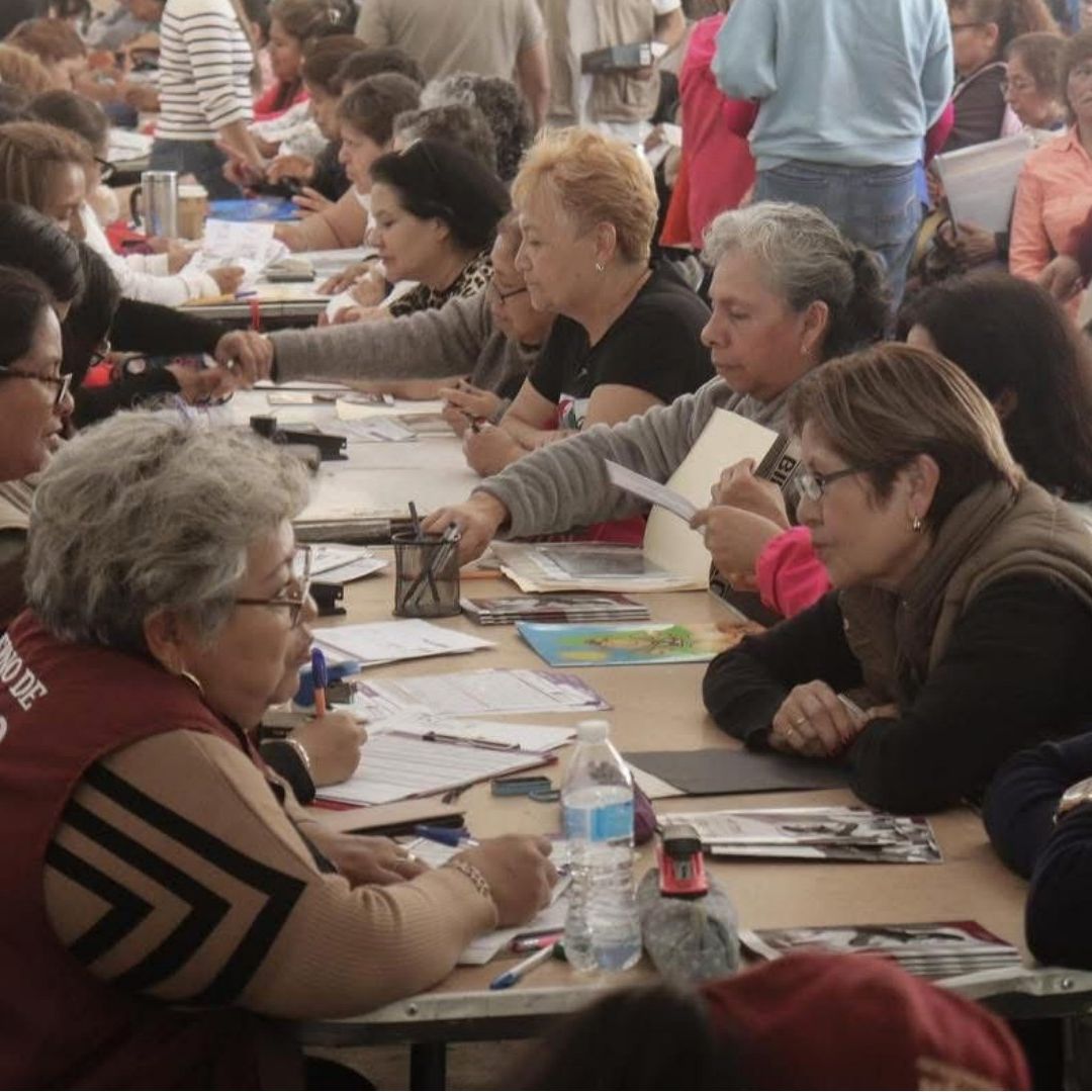 Últimos días de registro Pensión Mujeres Bienestar 30 a 64 años agosto 2025 qué apellidos se inscriben