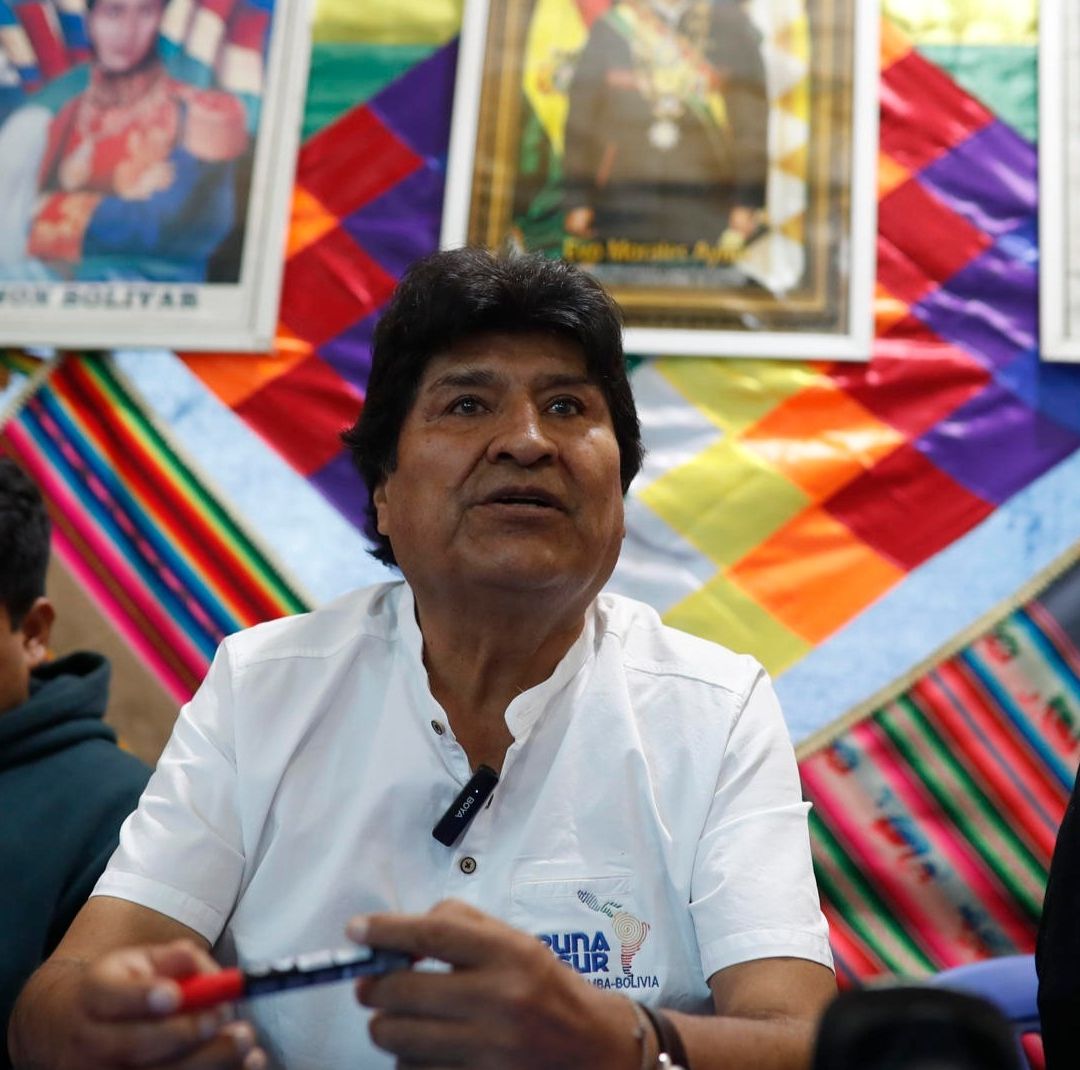 Evo Morales dice que maniobra militar de EE.UU. en el Caribe "amenaza la paz en la región"
