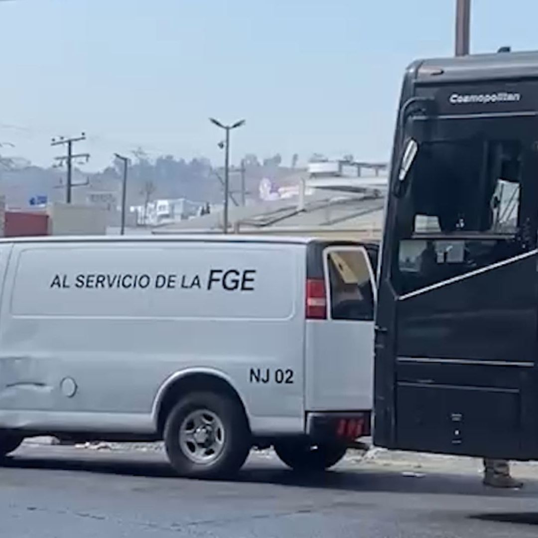 Muere Hombre a Bordo de Camión de Transporte Público