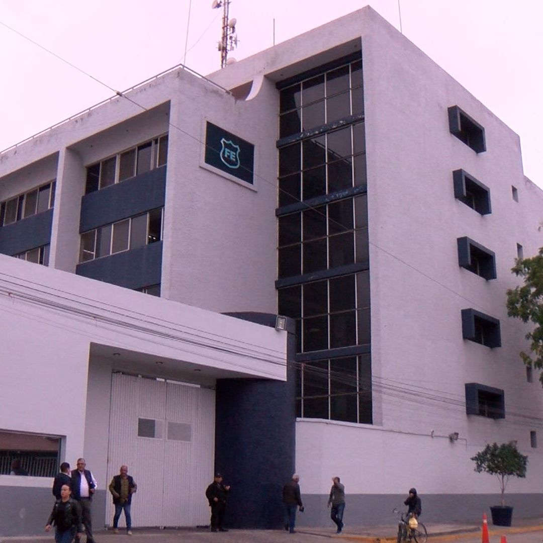 Detienen a abuela tras llevarse a su nieto sin consentimiento de sus padres.