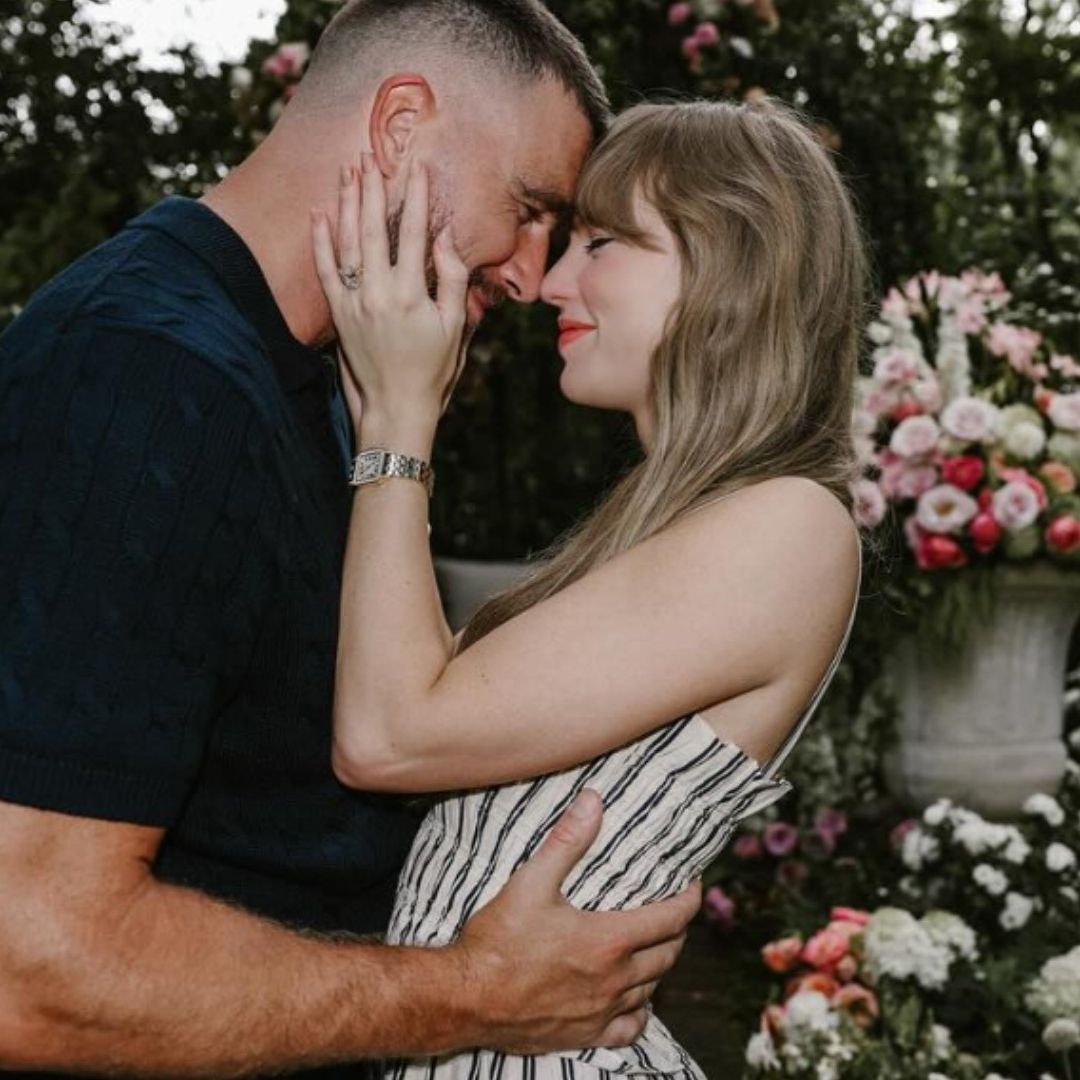 Travis Kelce y Taylor Swift en sesión de fotos