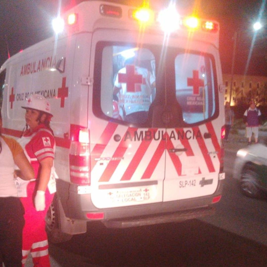 Taxista Golpea a Pasajera por Reclamarle que Tomó Otra Ruta