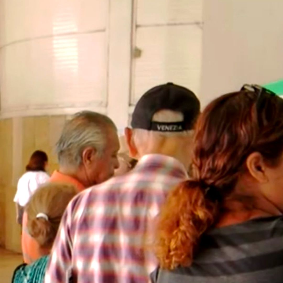 Usuarios aseguran que ya no completan para tanto gasto... ¡Y tan caro!