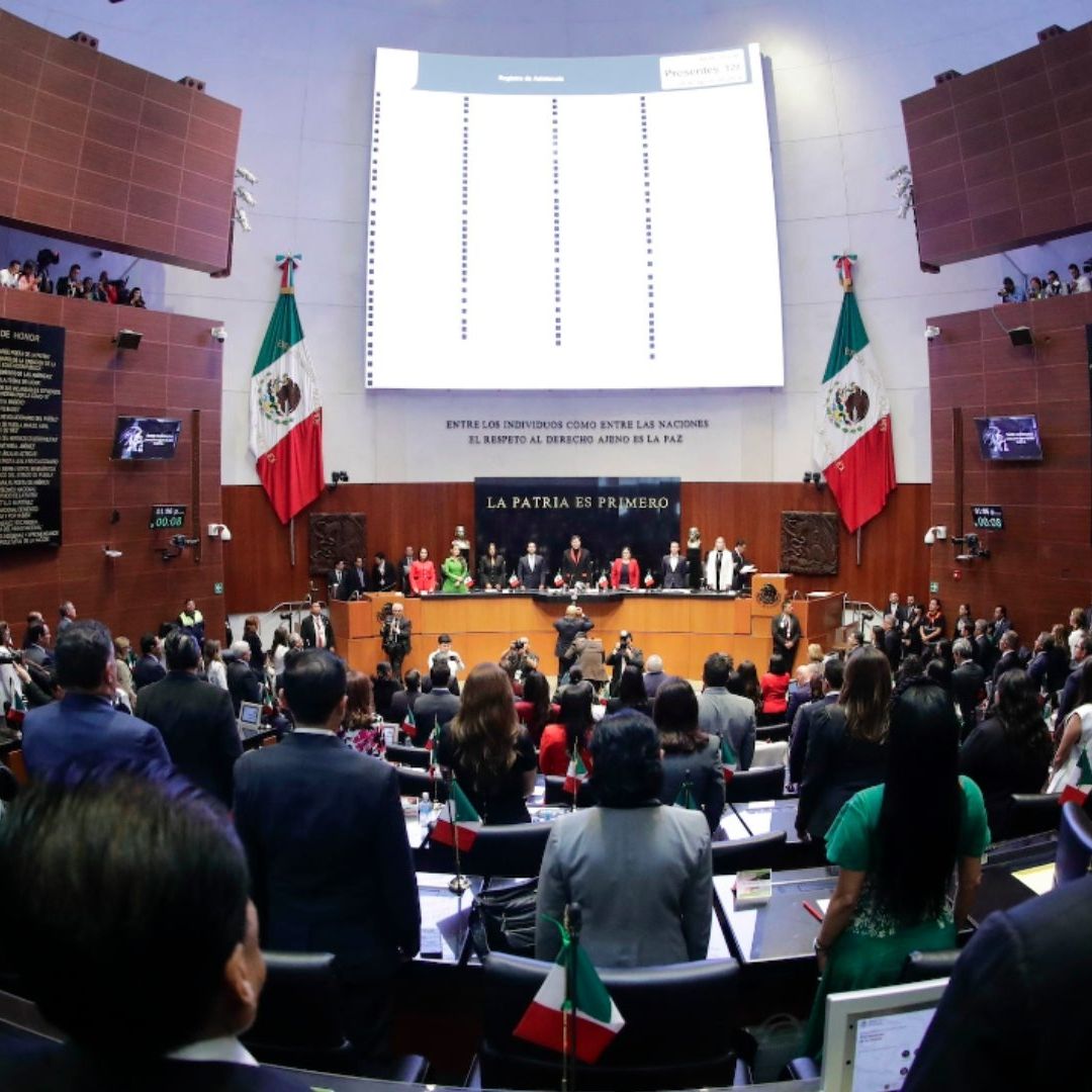 Vista general de sesión en el Senado de la República en México