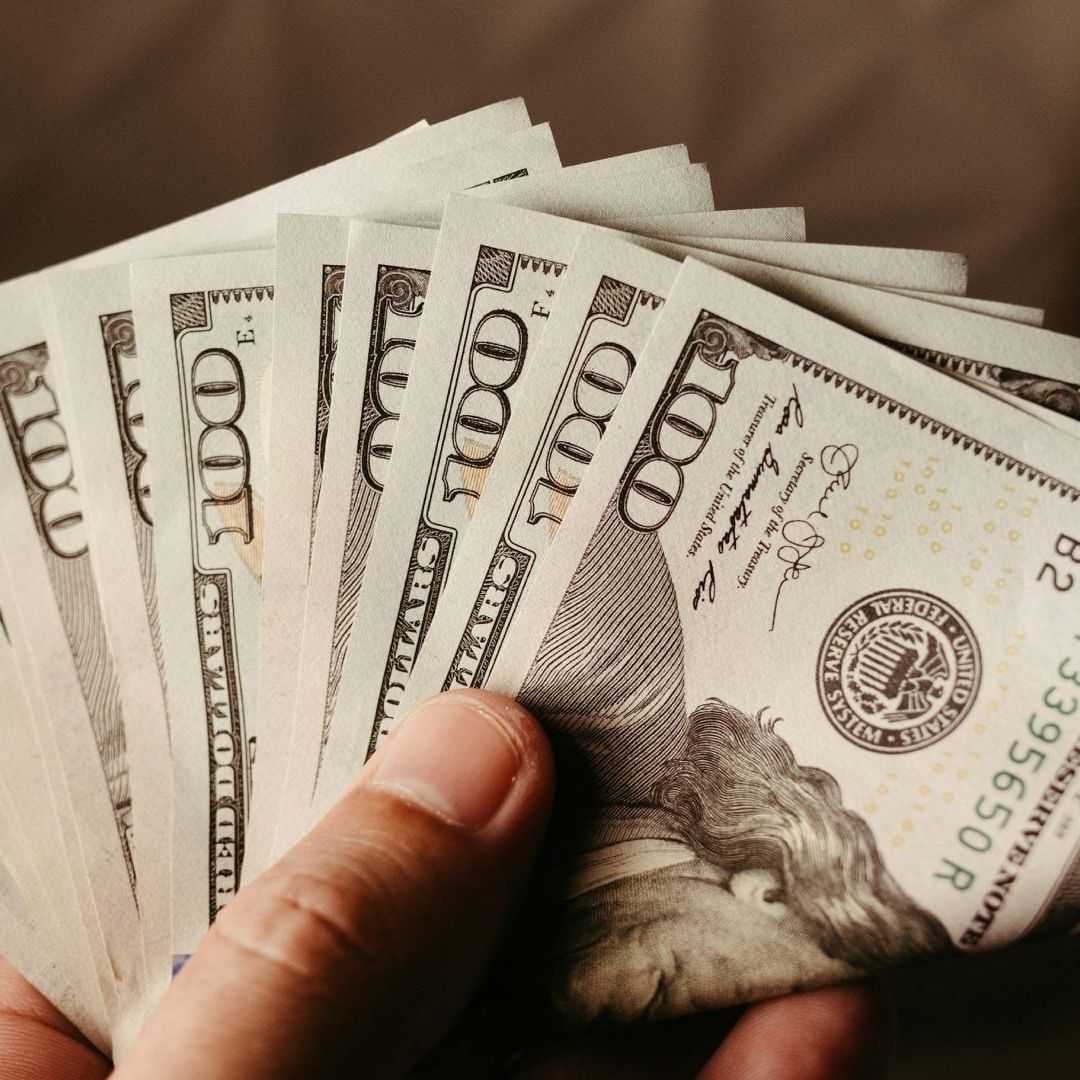Precio del Dólar Hoy Miércoles 27 de Agosto de 2025: Así Está el Tipo de Cambio con el Peso