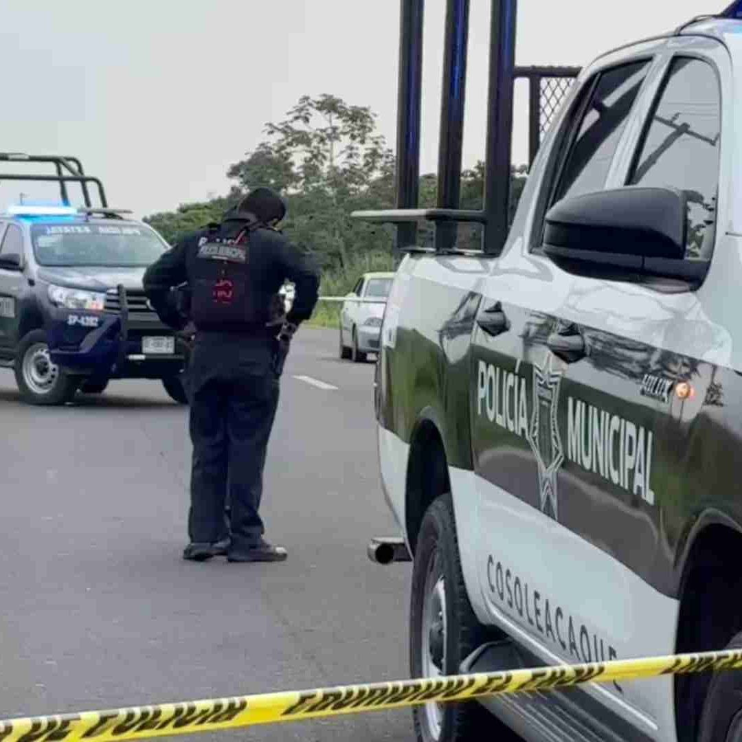 Encuentran Cuerpo con Signos de Violencia en la Carretera Coatzacoalcos Minatitlán Veracruz