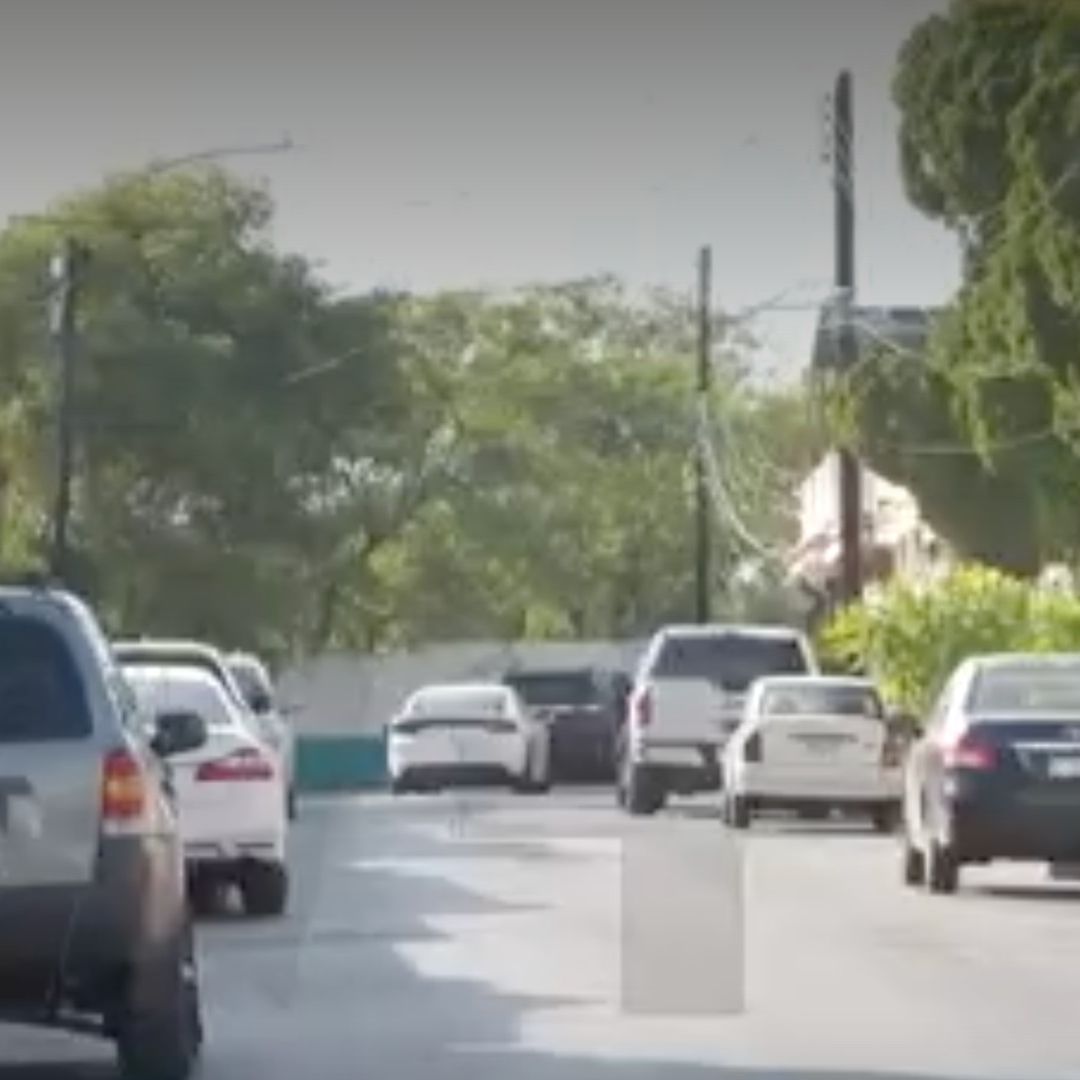 Calles Pelícano y No Reelección en Monterrey