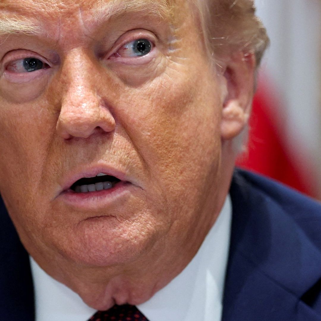 Corte Federal de Apelaciones Detiene Aplicación de Aranceles Globales de Trump