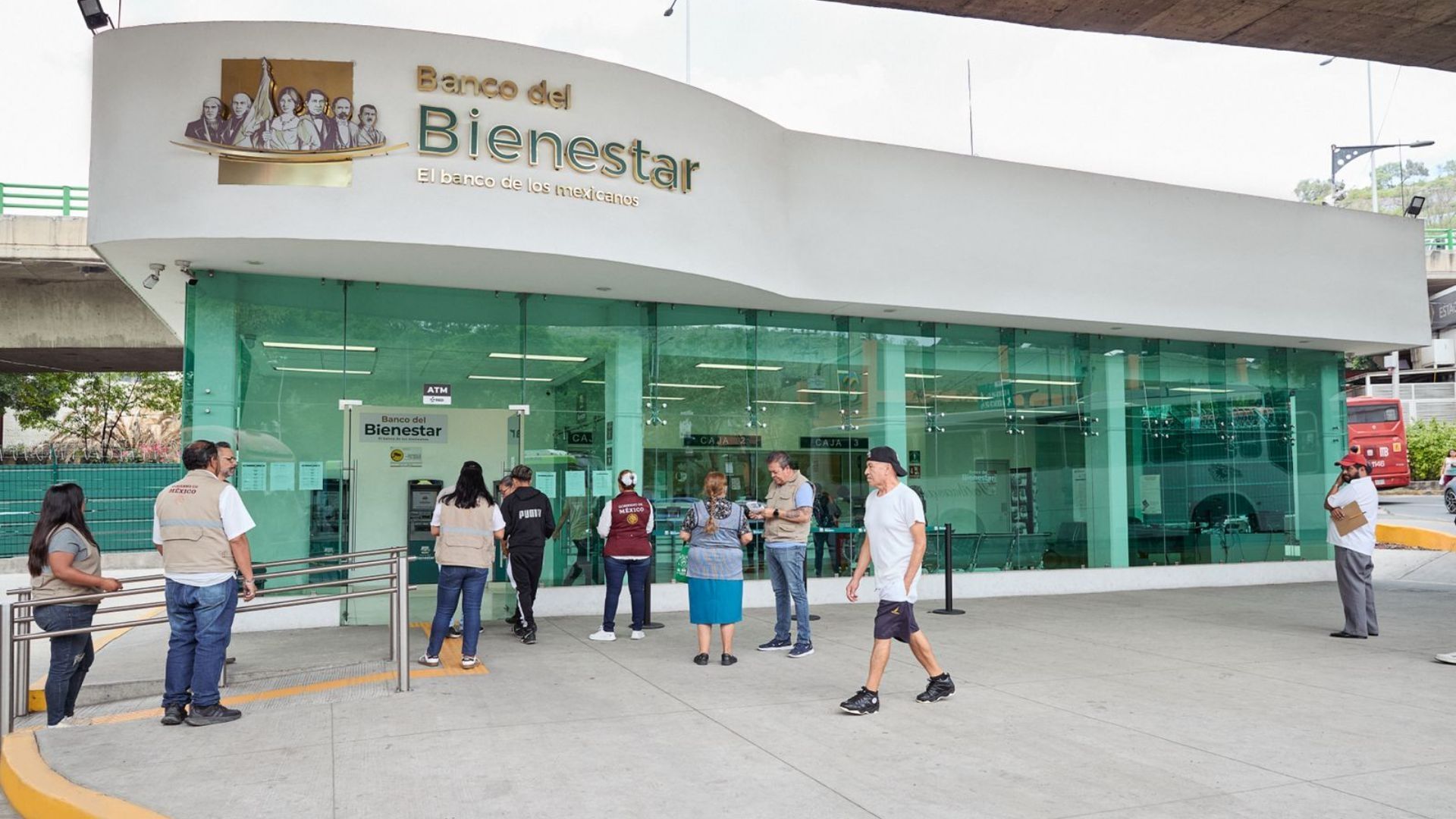Los pagos de la Pensión Bienestar de septiembre 2024 continúan y a esta letra le toca recibir depósito los próximos días