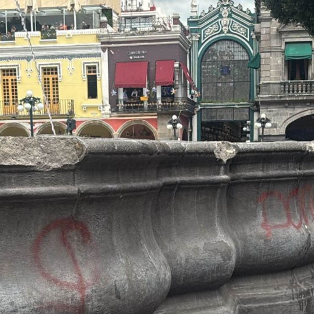 Cuatro Integrantes de Colectivo Morras Sororas Detenidas por Daño a Fuente de San Miguel Zócalo Puebla