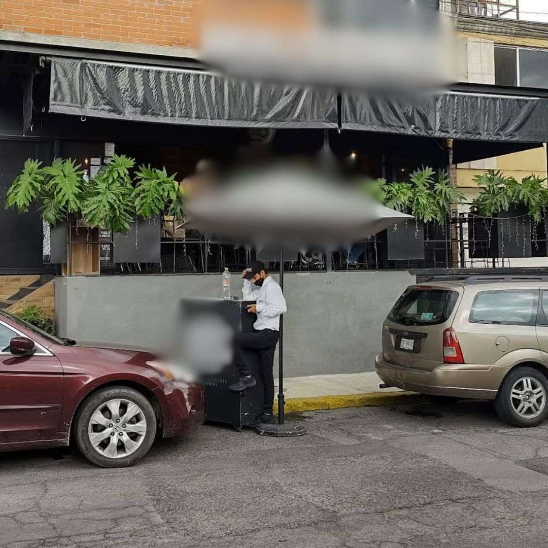 Asalto a Comensales y Personal de Restaurante Amorcito Corazón Colonia La Paz Puebla