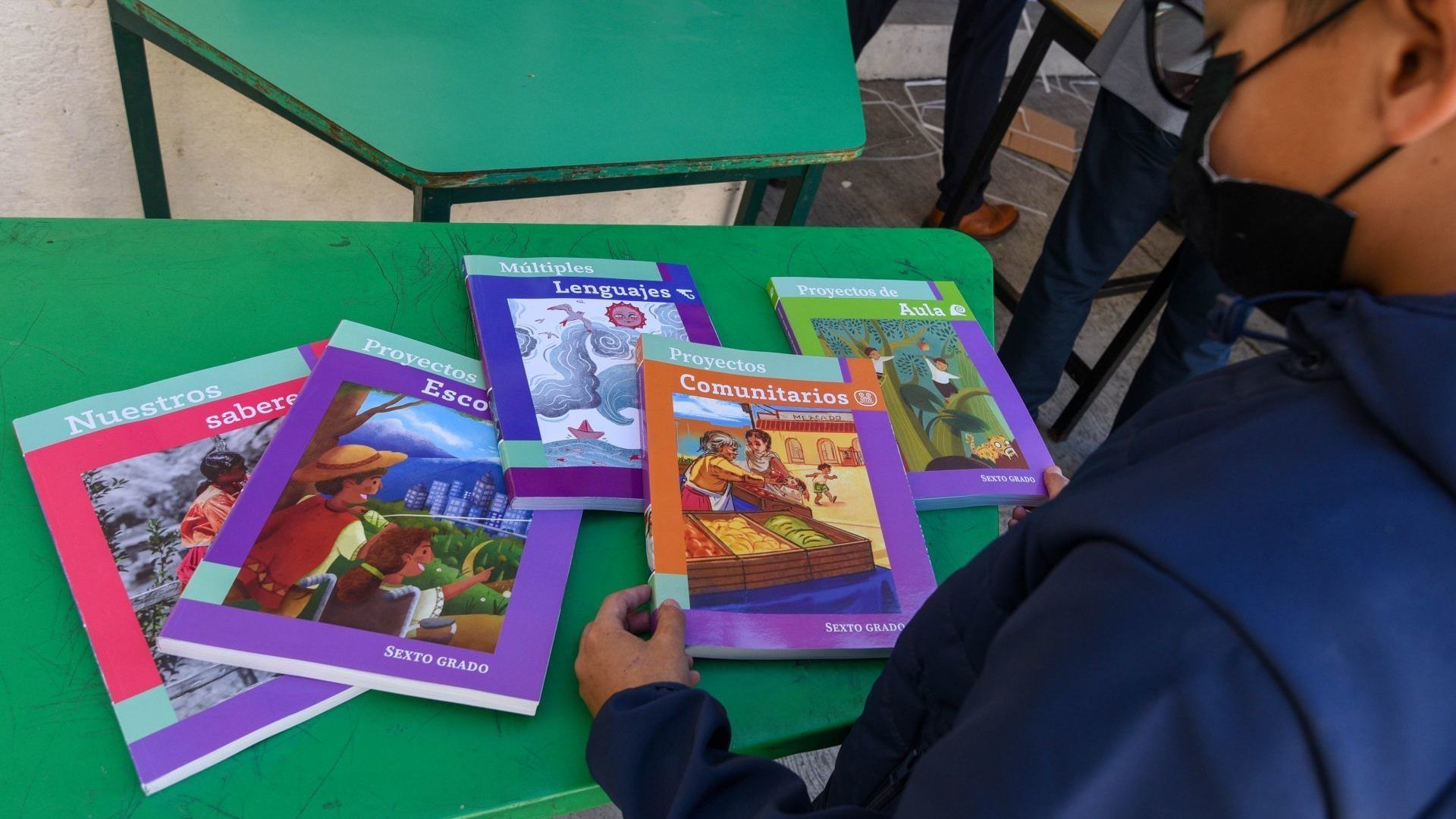 Entrega de libros de texto en el Estado de México el 26 de agosto de 2024