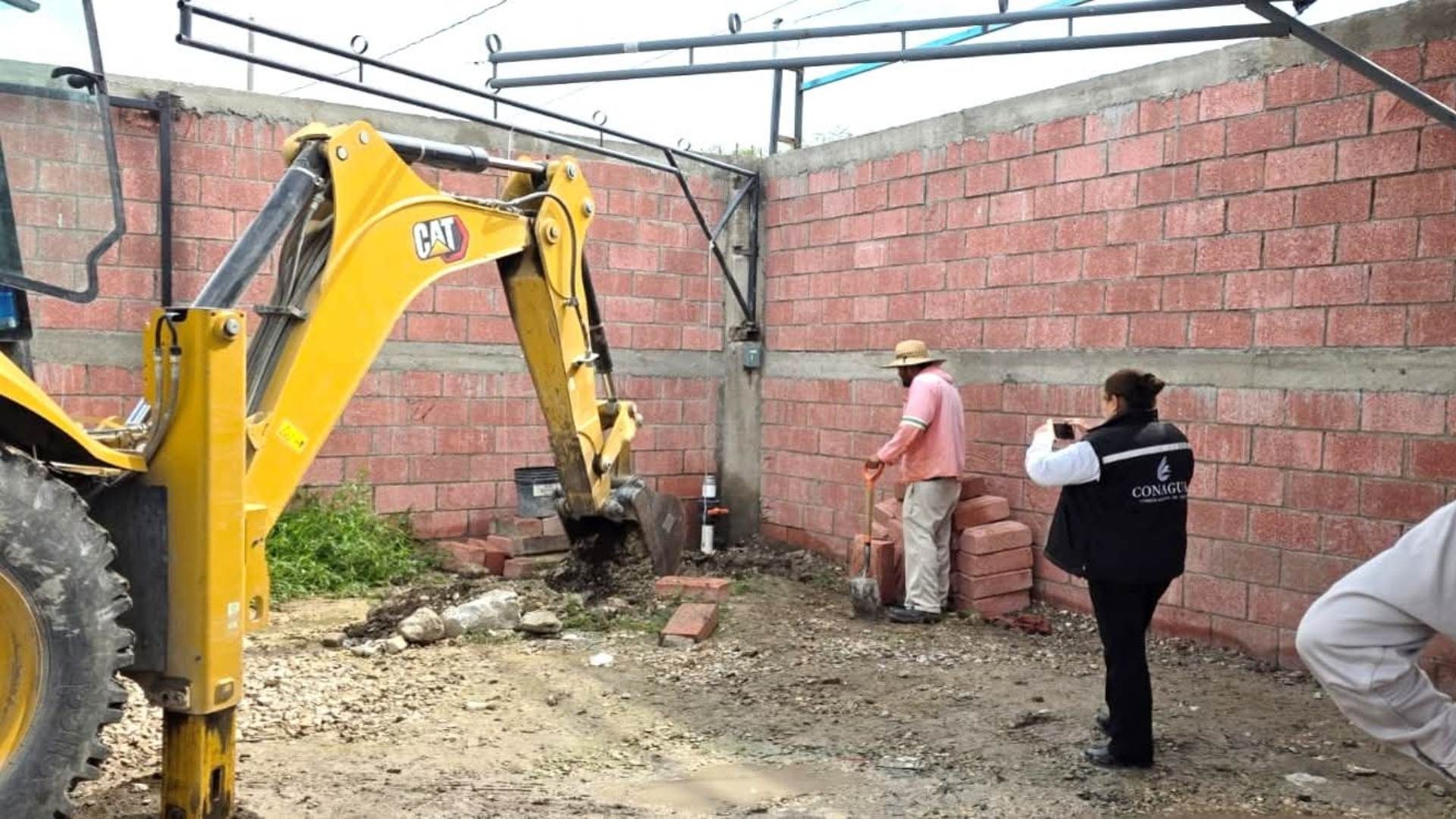 Pozo Profundo Clandestino de Agua Clausurado San Lorenzo Teotipilco Tehuacán Puebla