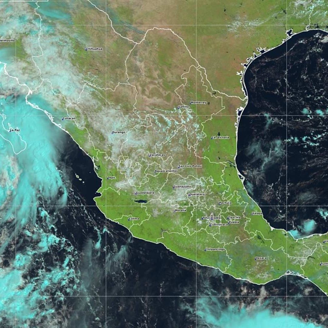 Imagen de satélite del huracán Lorena en el Pacífico