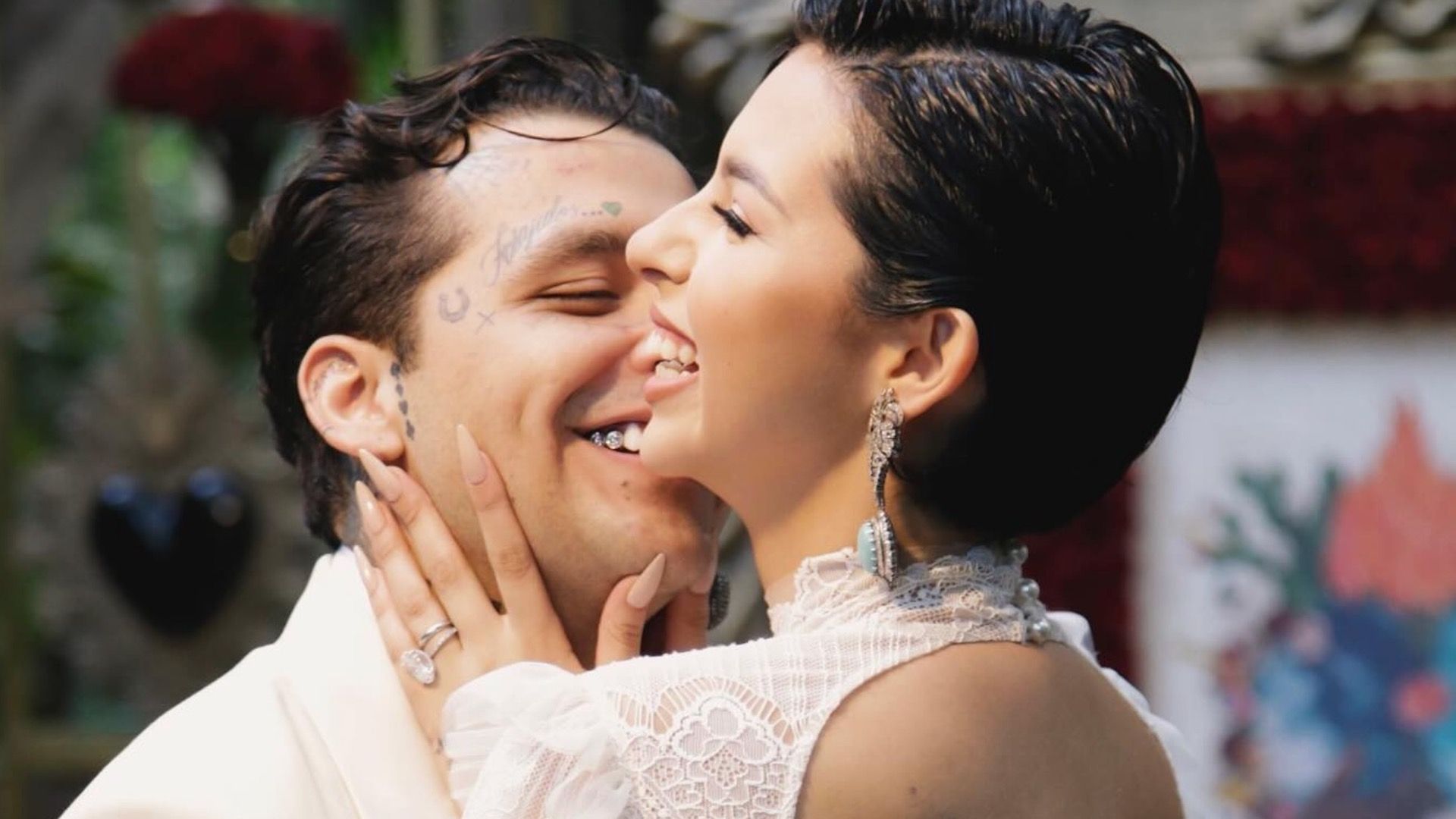 Ángela Aguilar y Christian Nodal en su boda