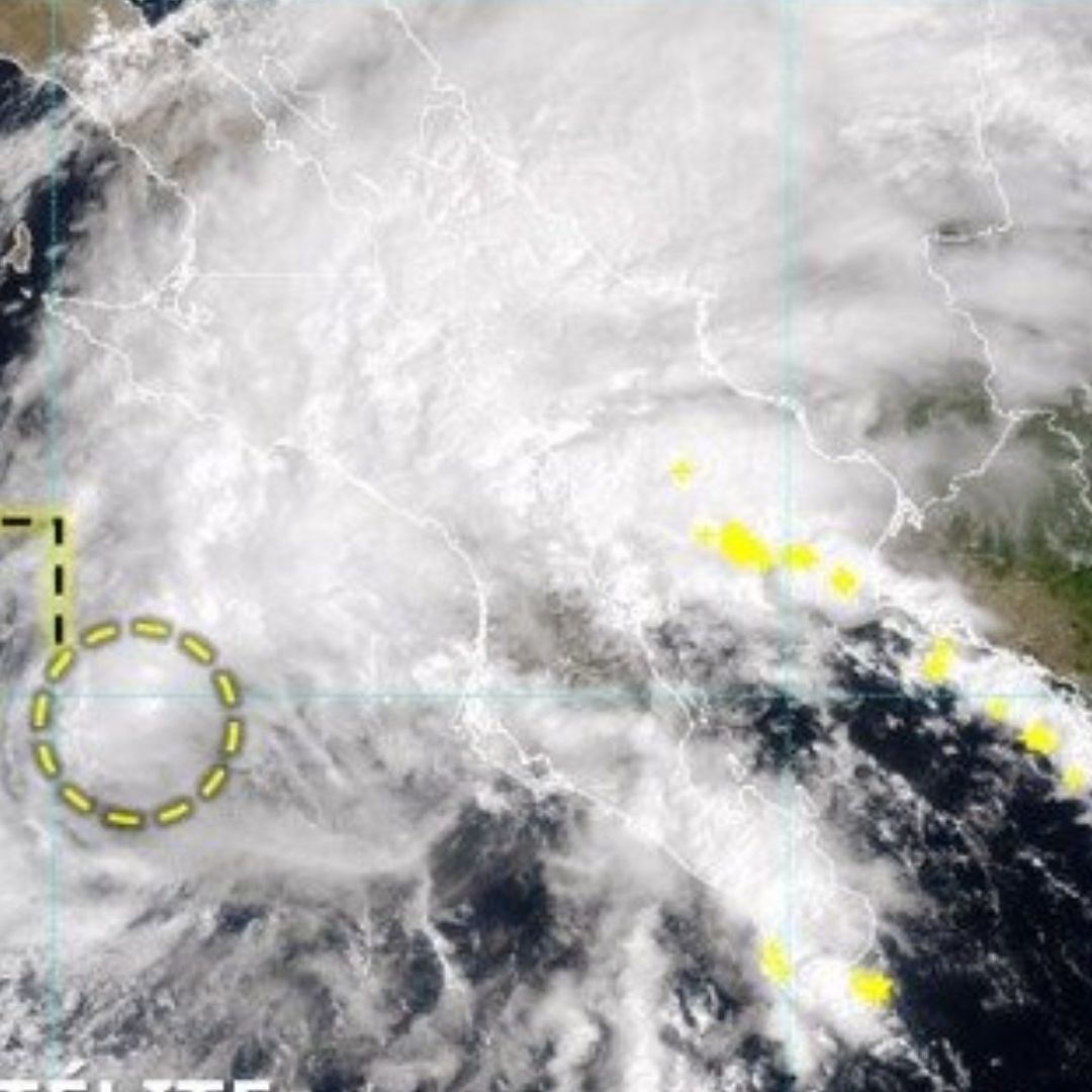 Lorena se Degrada a Tormenta Tropical: ¿Dónde Habrá Lluvias Fuertes y Olas de Más de 4 Metros?