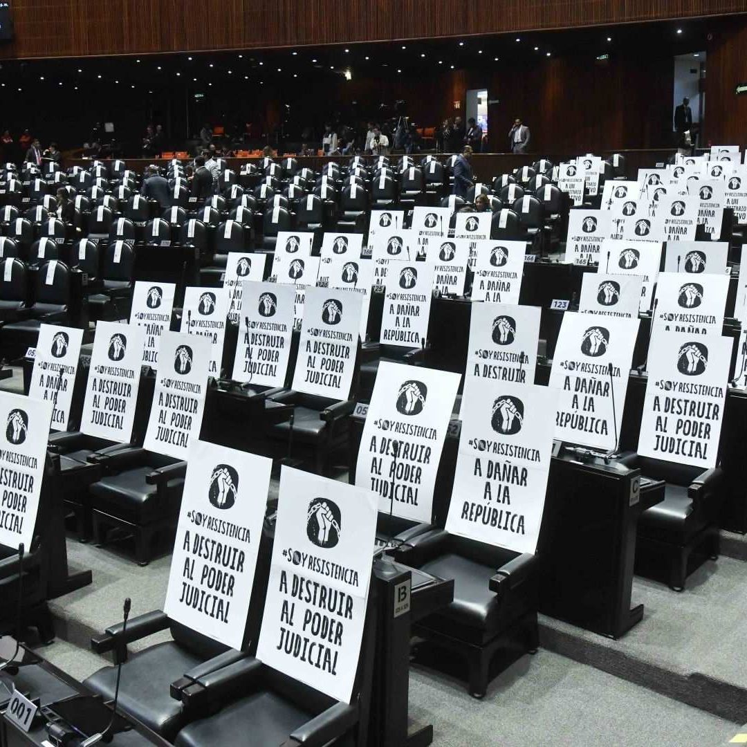 Momentos previos a la sesión en la que la Cámara de Diputados hizo la declaratoria de reforma constitucional al Poder Judicial. Foto: Cuartoscuro