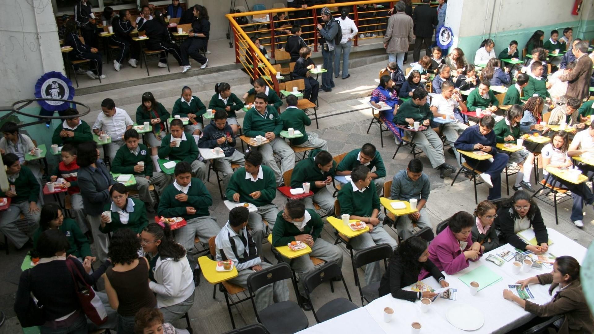 Qué alumnos pueden obtener desayunos escolares fríos y calientes gratis del DIF 2025 requisitos link de registro