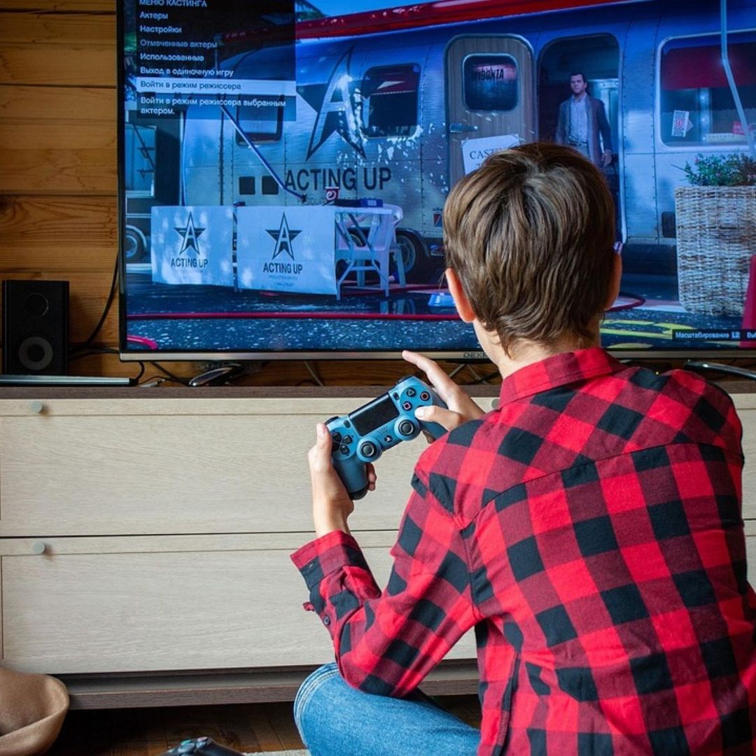 El Riesgo Detrás del Juego: Grooming y Explotación Infantil en Línea