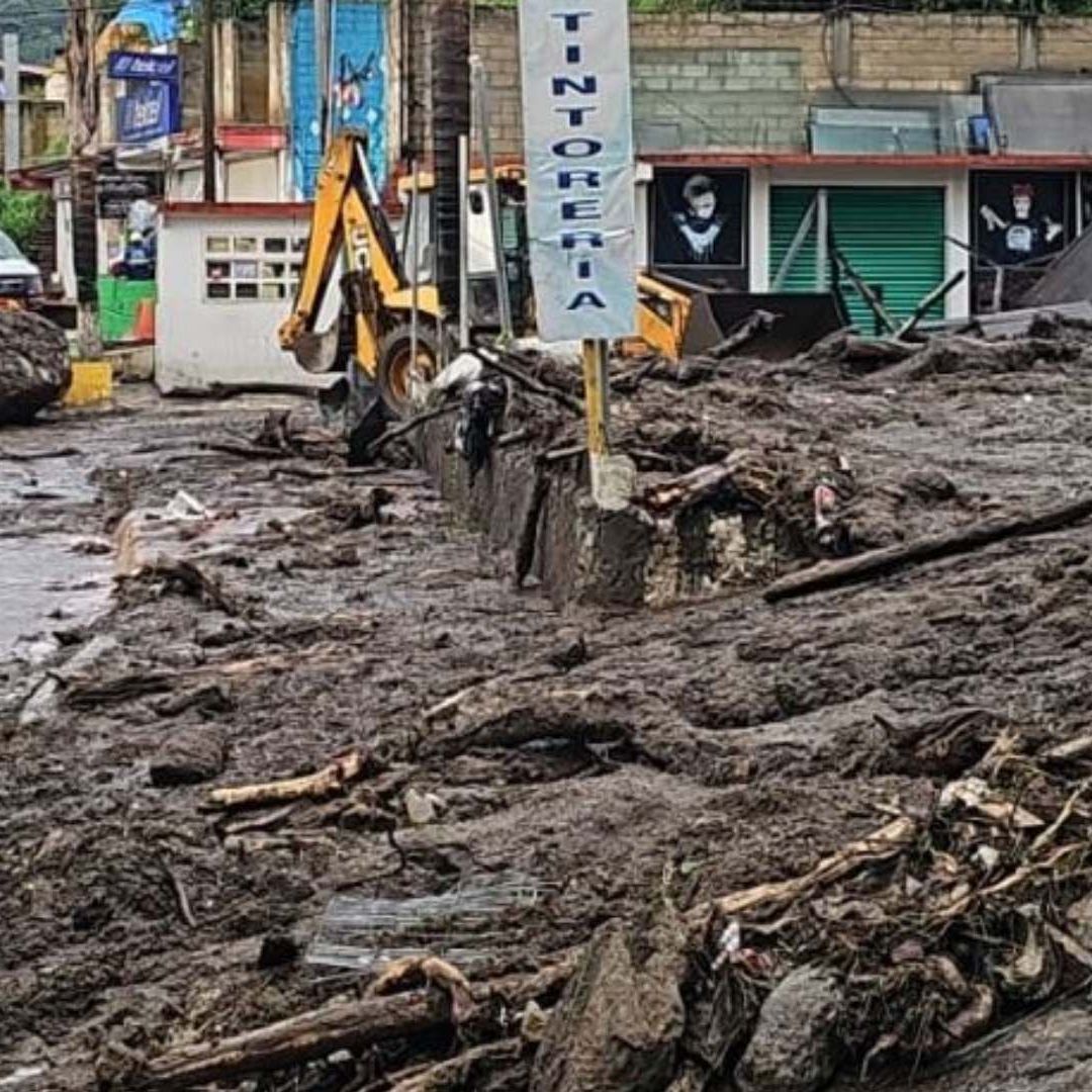 Emergencia en Jilotzingo, Edomex, por deslave de cerro