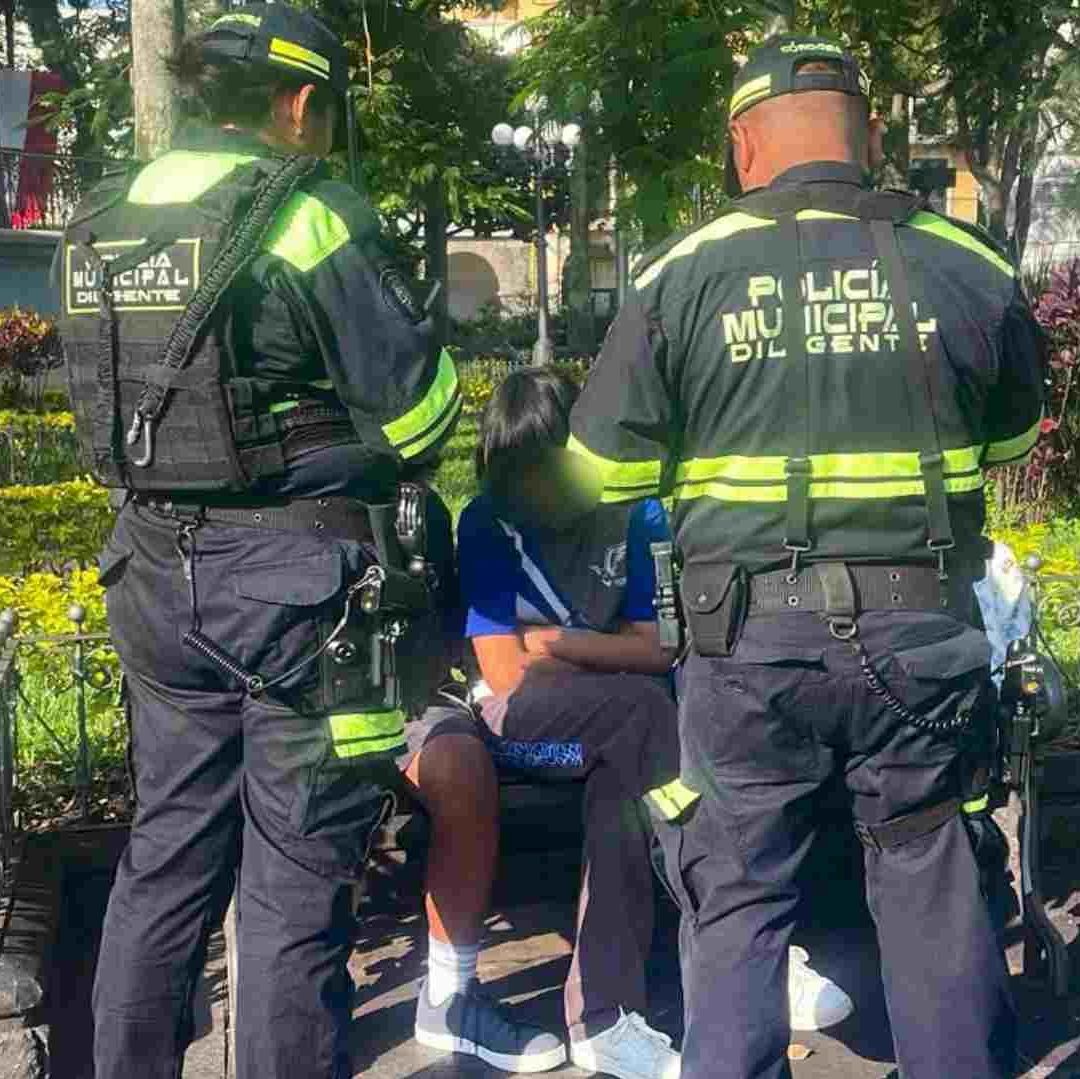 Estudiantes Desaparecidos en Orizaba son Localizados en Córdoba Mientras Platicaban en un Parque Veracruz