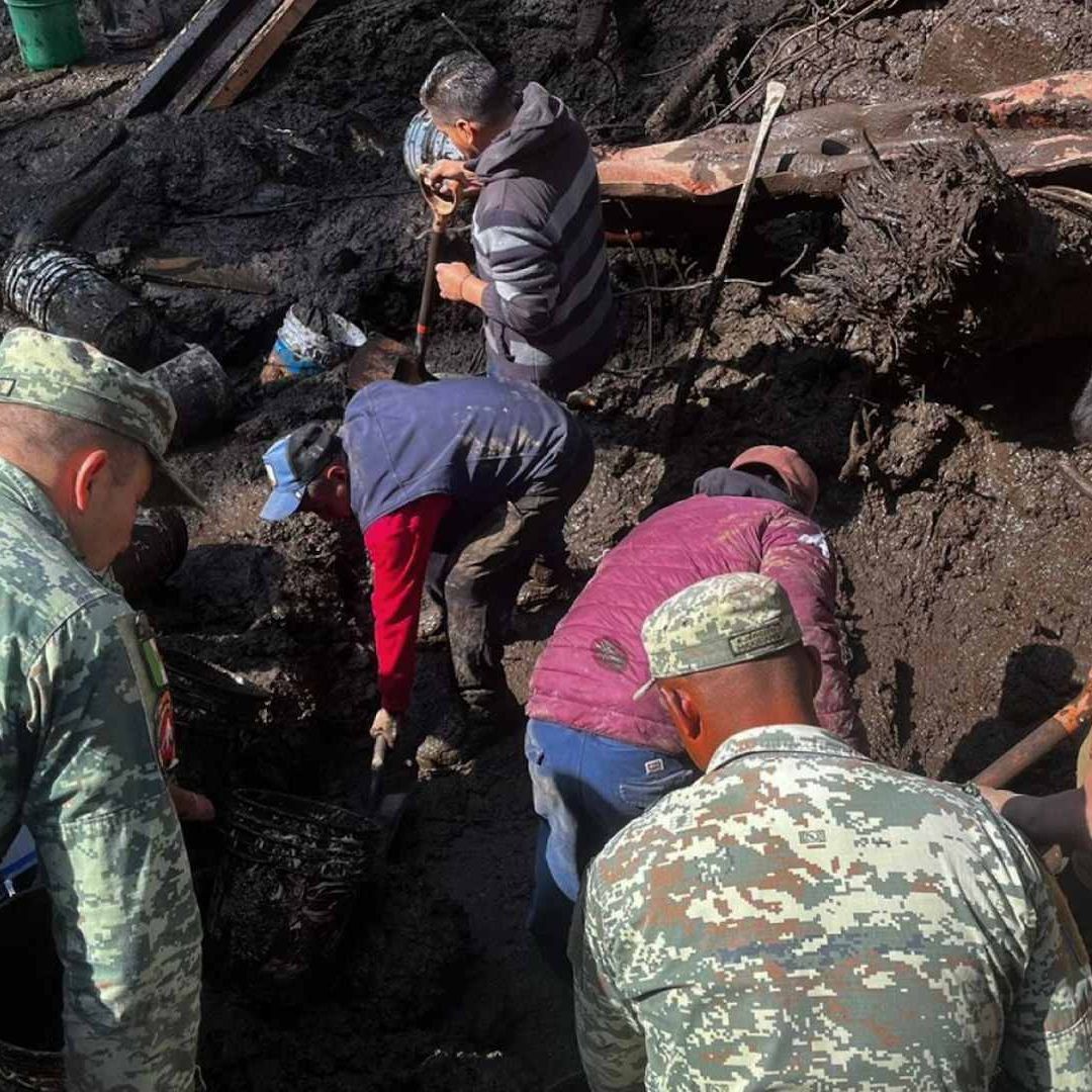 Reanudan Labores de Búsqueda y Rescate por Deslave en Jilotzingo, Edomex