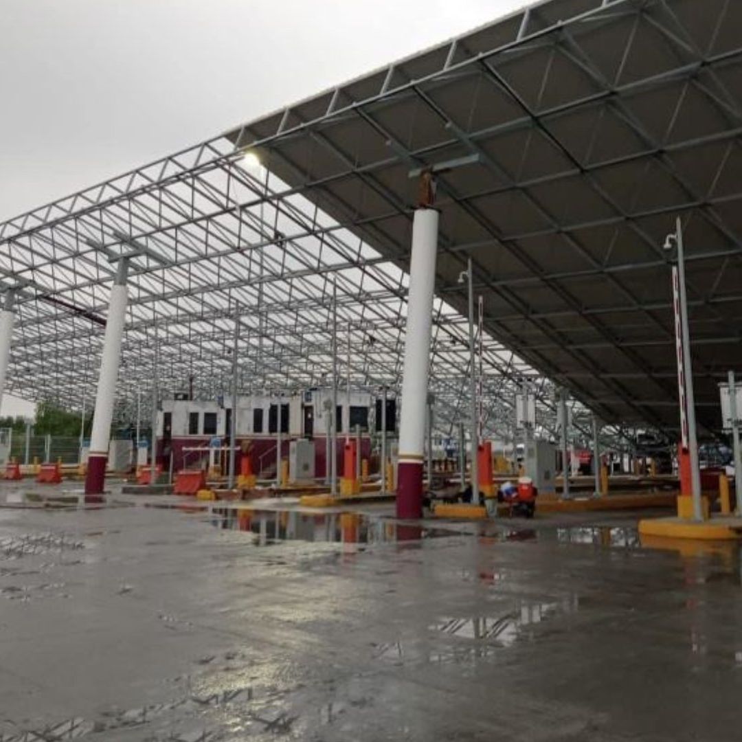 Colapsa techumbre de aduana en Nuevo Laredo