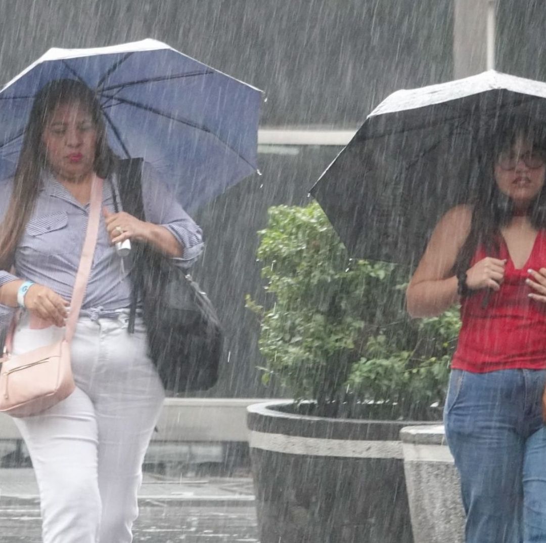 Activan alerta por lluvia en CDMX