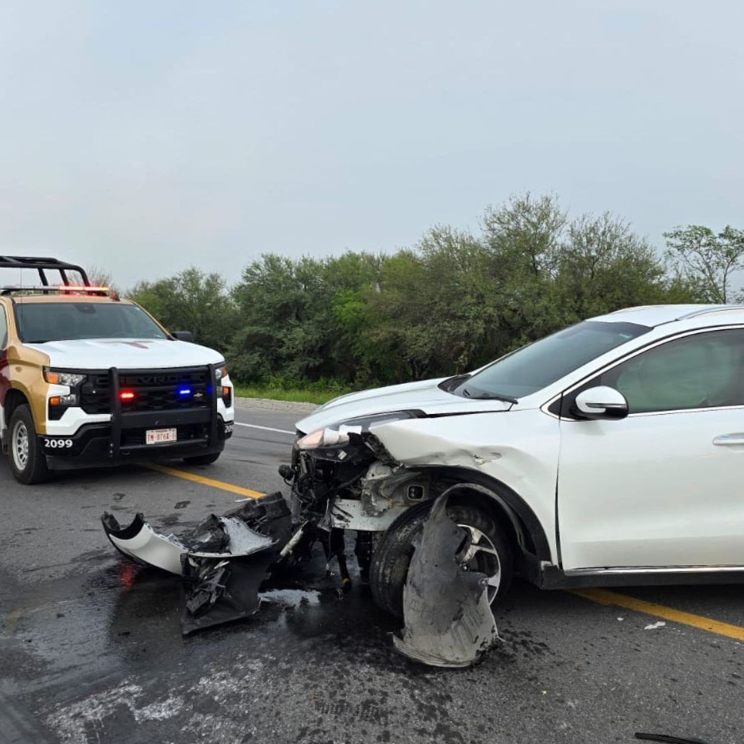 Tres Menores y Dos Adultos Lesionados en Accidente en Carretera Victoria - Matamoros