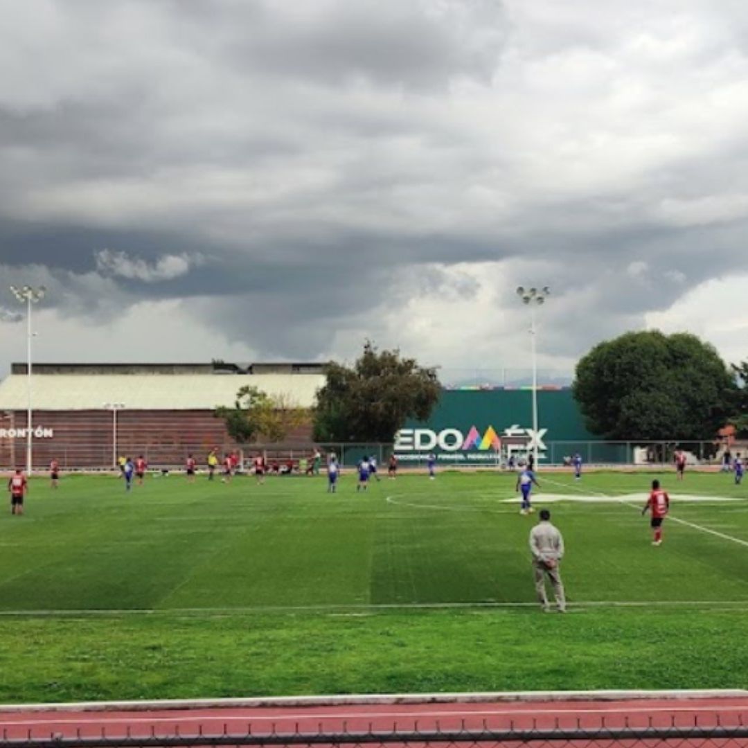 Rayo Cae Durante Partido de Futbol en Edomex; Hay Varios Lesionados
