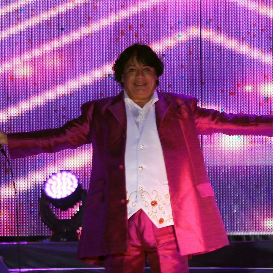 Cuándo es la proyección del concierto del Juan Gabriel 'Mis 40 en Bellas Artes' en el Zócalo CDMX