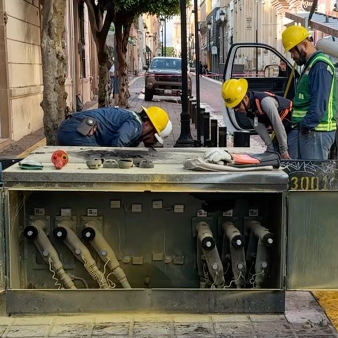 La Explosión de un Transformador en el Centro de León Dejó a Nueve Personas Heridas. Foto: Edgar Hernández