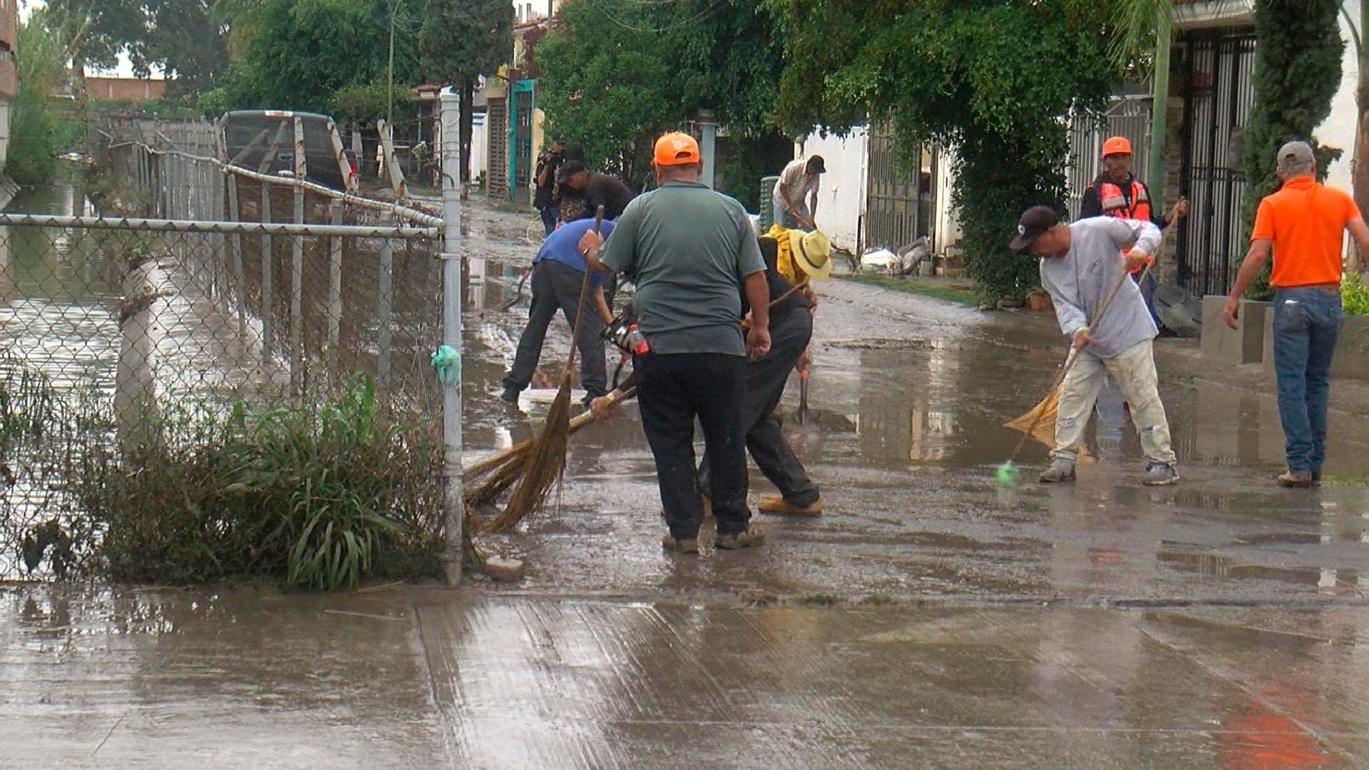 Varios vecinos de Tlaquepaque perdieron sus pertenencias tras la tormenta