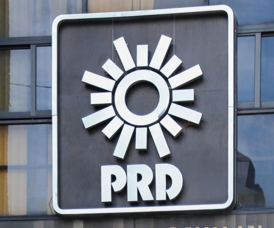 INE Declara el Fin del PRD Luego de 35 Años de Historia