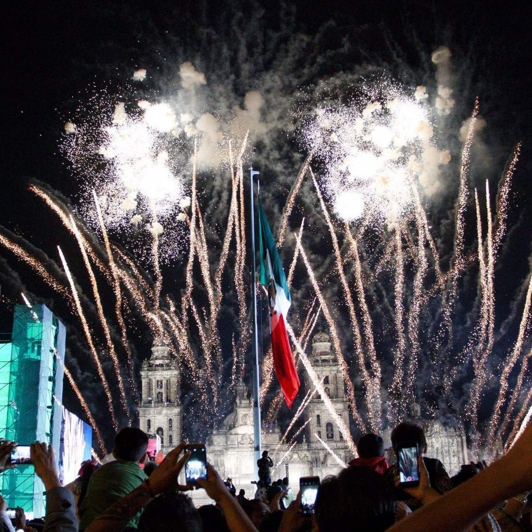 Show de pirotecnia en el Zócalo CDMX por el Grito de Independencia