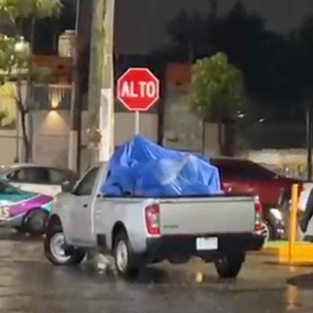 Continúa cierre parcial en avenida Colón