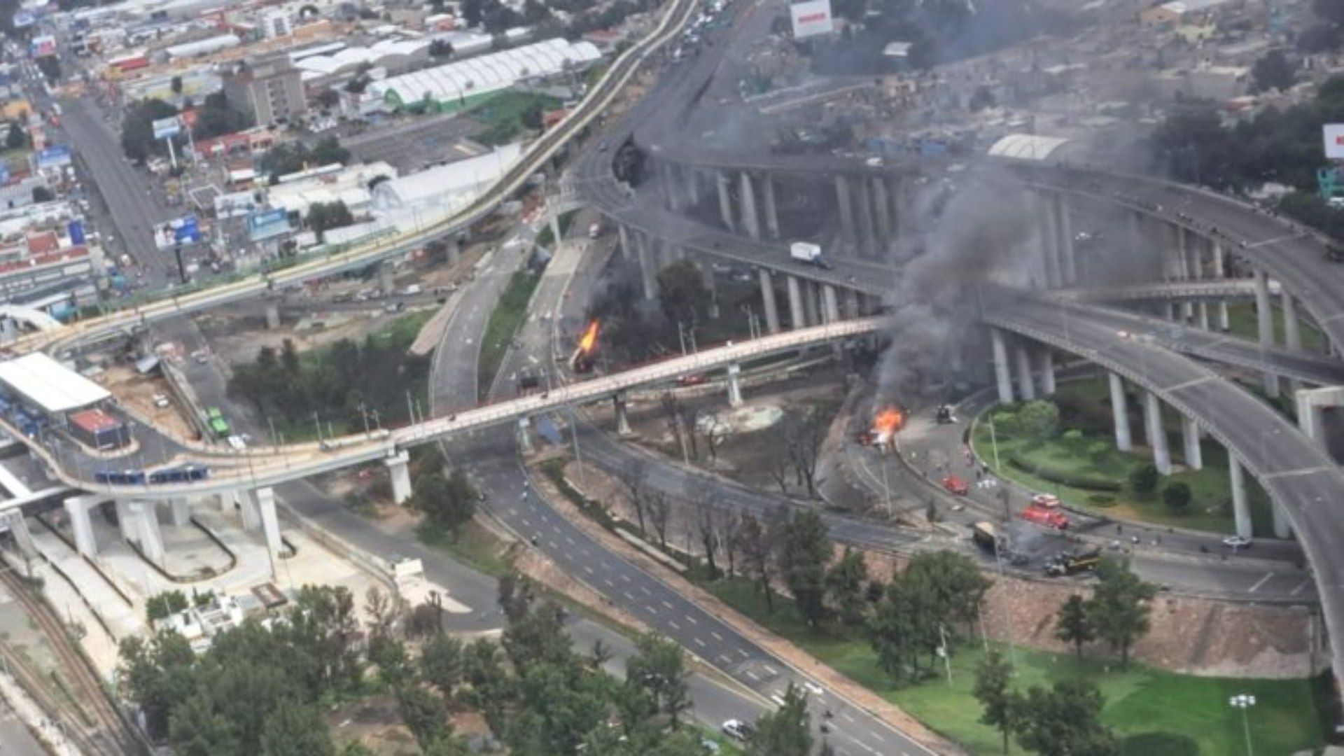 Explosión de Pipa en Iztapalapa: Reanudan Servicio en Metro y Cablebús; Trolebús Aún Suspendido